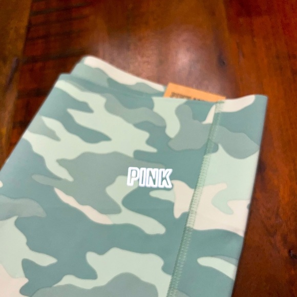 Victoria’s Secret PINK Active Compression Legging High Waist Full Length Camo M - Picture 2 of 5